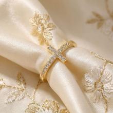 Дамски златен пръстен Cross