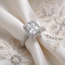 Дамски златен пръстен Queen Elizabeth