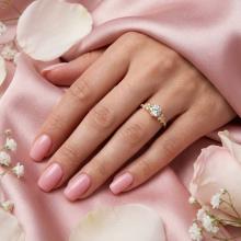 Дамски златен пръстен Queen Alexandra Дамски златен пръстен Queen Alexandra