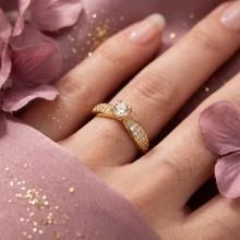 Дамски златен пръстен Queen Mary