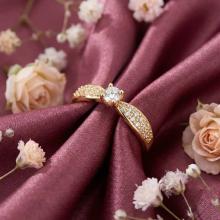 Дамски златен пръстен Queen Mary