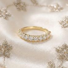 Дамски златен пръстен Queen Joan