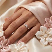 Дамски златен пръстен Queen Beatrix Дамски златен пръстен Queen Beatrix