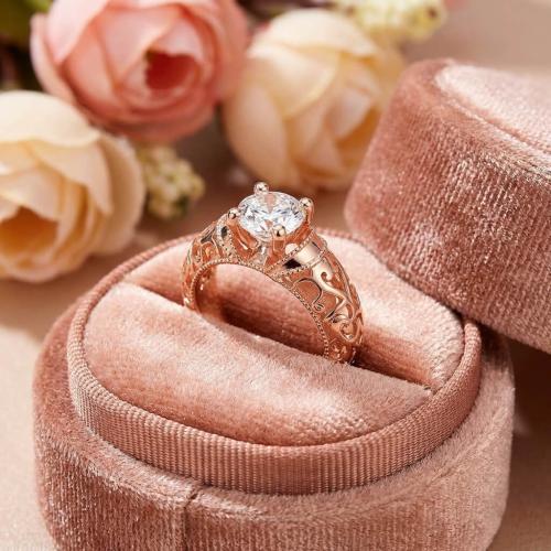 Дамски златен пръстен Queen Silvia