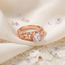 Дамски златен пръстен Queen Silvia