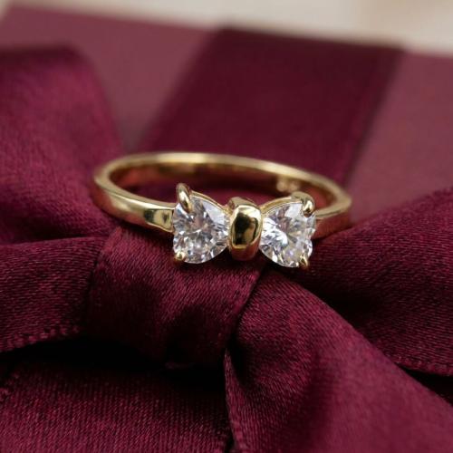 Дамски златен пръстен Панделка