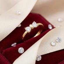 Дамски златен пръстен Панделка