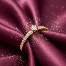 Дамски златен пръстен Queen Nicole Дамски златен пръстен Queen Nicole