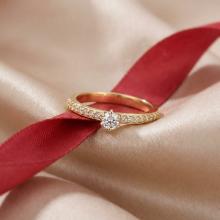 Дамски златен пръстен Queen Nicole Дамски златен пръстен Queen Nicole