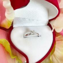 Диамантен годежен пръстен Чиста Любов Диамантен годежен пръстен Чиста Любов