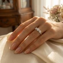 Диамантен годежен пръстен Диа