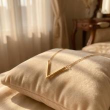 Златно колие Vivian