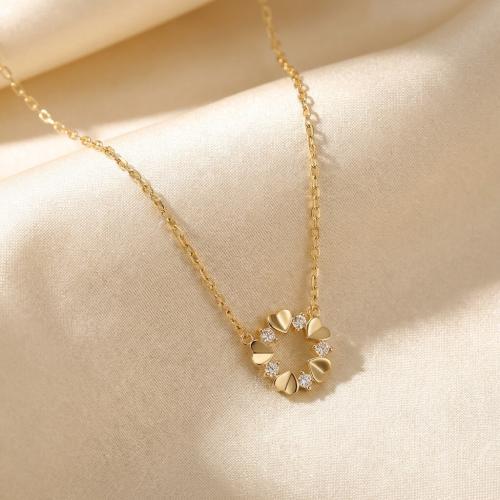 Златно колие Love in Circle