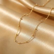 Нежно златно колие с топчета Нежно златно колие с топчета