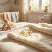 Златни детски обеци Flowers