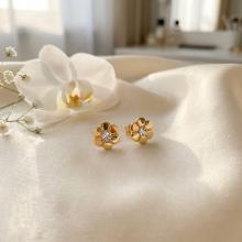 Златни детски обеци Flowers