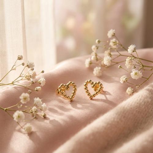 Златни обеци Сърце