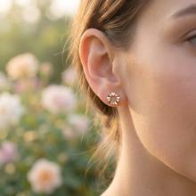 Златни обеци Love in Circle Златни обеци Love in Circle