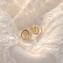 Златни обеци Нера Златни обеци Нера