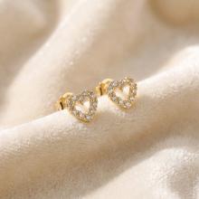 Златни обеци Сърца с циркони Златни обеци Сърца с циркони