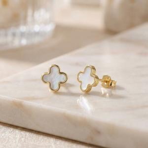 Златни обеци Бял Седеф