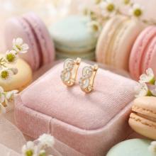 Златни детски обеци Безкрайност