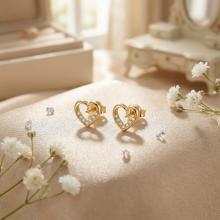 Златни обеци Блестящо сърце