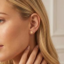 Златни обеци Точки Златни обеци Точки