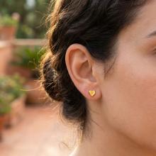 Детски златни обеци Сърца Детски златни обеци Сърца