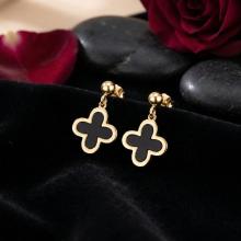 Златни обеци Детелинки с черен оникс