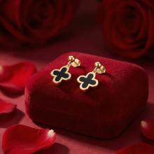 Златни обеци Детелинки с черен оникс