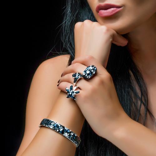 Сребърна гривна с кристали от Sw® SG417 Black Marquise