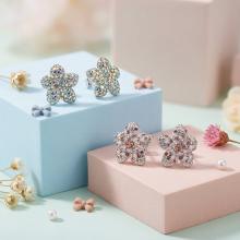 Сребърни обеци цветя Kate с кристали от Sw®