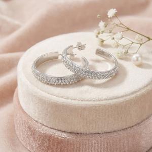 Сребърни обеци Amara с кристали от Sw® Crystal