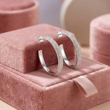 Сребърни обеци Amara с кристали от Sw® Marilyn