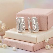 Сребърни обеци Vers с кристали от Sw® Jet