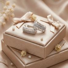 Сребърни обеци Vers с кристали от Sw® Jet