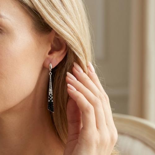 Сребърни обеци Scarlett с кристали от Sw® Black and White