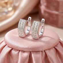 Сребърни обеци Hali с кристали от Sw® Crystal and Jet