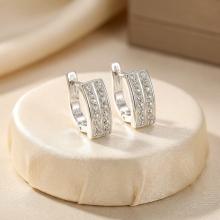 Сребърни обеци Hali с кристали от Sw® Crystal and Jet