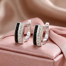 Сребърни обеци Hali с кристали от Sw® Crystal and Jet