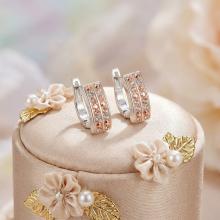 Сребърни обеци Hali с кристали от Sw® Crystal and Jet