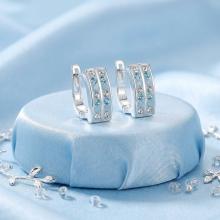Сребърни обеци Hali с кристали от Sw® Crystal Сребърни обеци Hali с кристали от Sw® Crystal