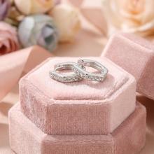 Сребърни обеци Hexagon с кристали от Sw®