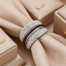 Сребърен пръстен с кристали от Sw® SP645 Crystal and Black Сребърен пръстен с кристали от Sw® SP645 Crystal and Black