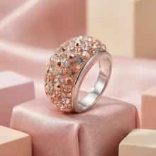 Сребърен пръстен с кристали от Sw® SP648 Peach Gold Сребърен пръстен с кристали от Sw® SP648 Peach Gold