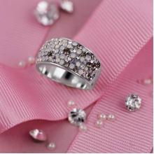 Сребърен пръстен с кристали от Sw® SP648 Silver Shade