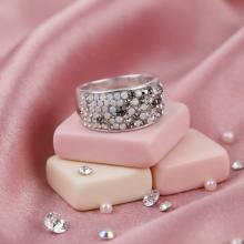 Сребърен пръстен с кристали от Sw® SP648 Silver Shade
