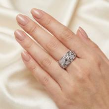 Сребърен пръстен с кристали от Sw® SP648 Silver Shade
