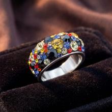 Сребърен пръстен с кристали от Sw® SP648 Vivid Spring